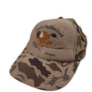Vintage Ducks Unlimited Embroidered Mesh Trucker Hat